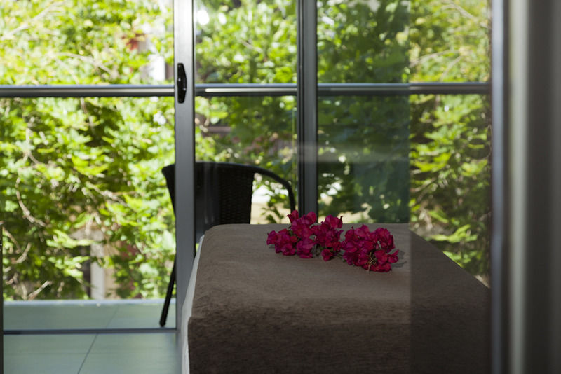 Oktober Downtown Boutique Hotel Rhodes City Екстер'єр фото