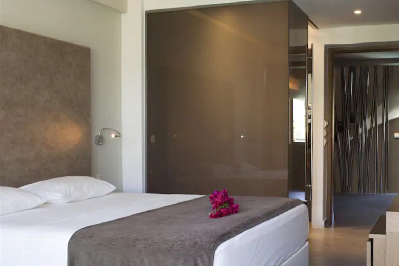 Oktober Downtown Boutique Hotel Rhodes City Екстер'єр фото