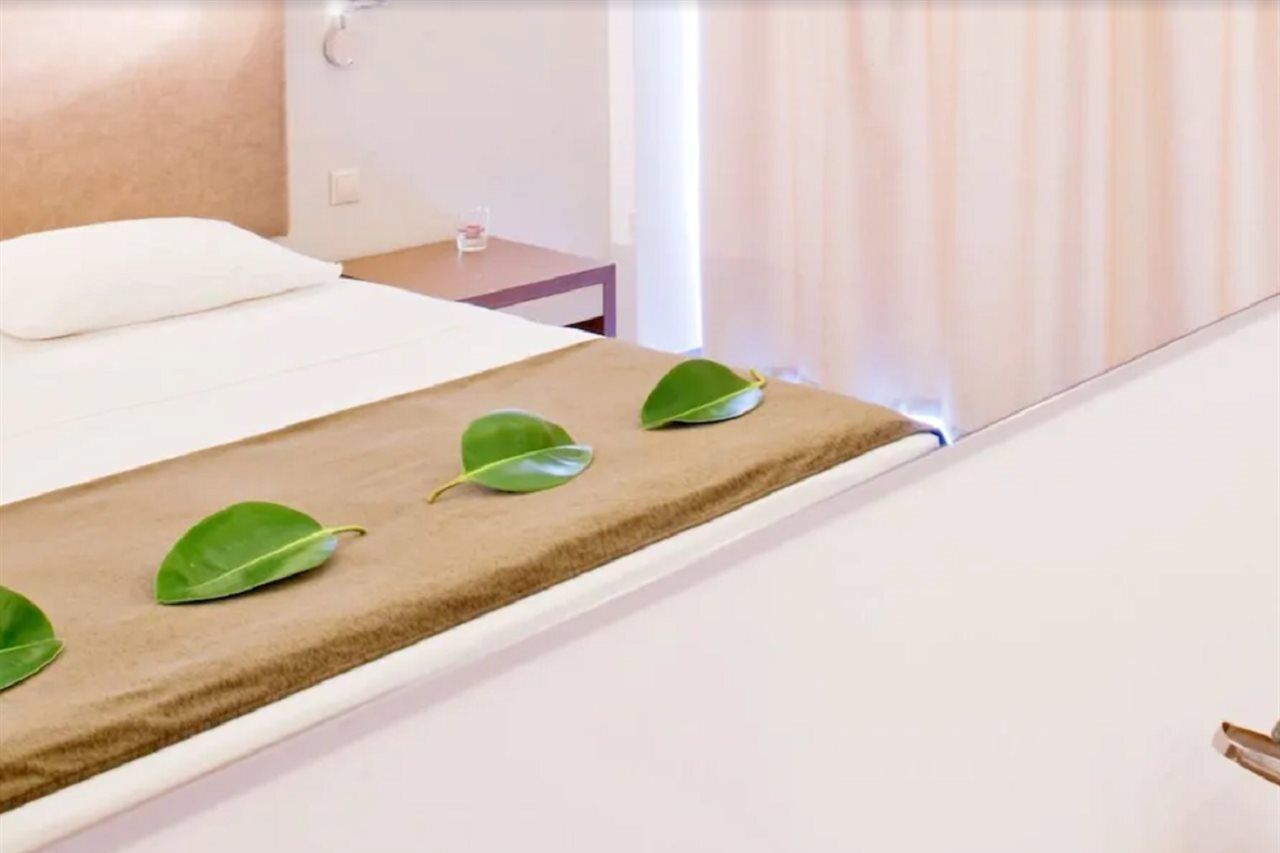 Oktober Downtown Boutique Hotel Rhodes City Екстер'єр фото
